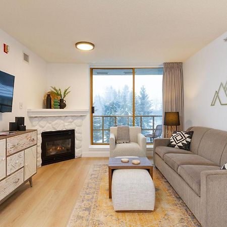Renovated 1Bed-1Bath In Village With Pool, Hot Tub, And Sauna Whistler Exteriér fotografie