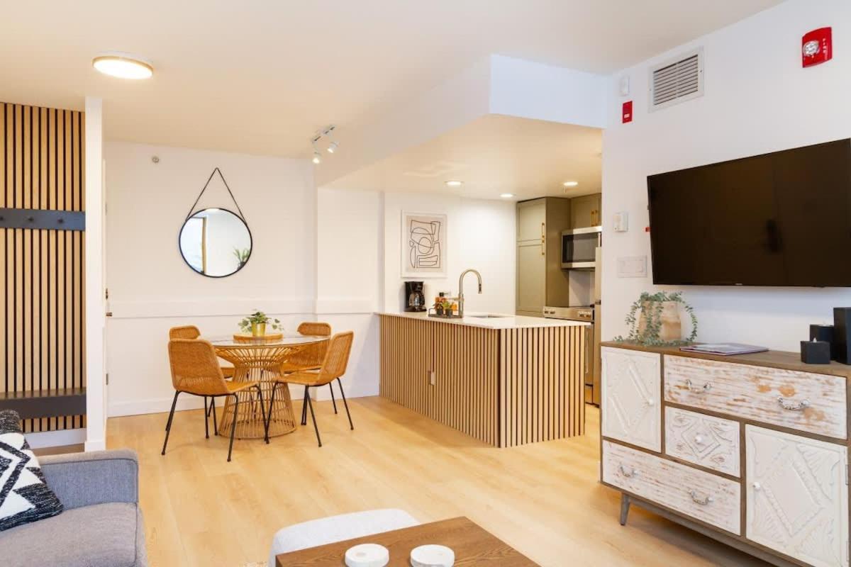 Renovated 1Bed-1Bath In Village With Pool, Hot Tub, And Sauna Whistler Exteriér fotografie