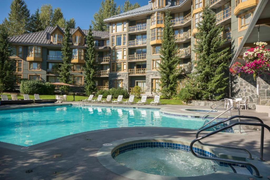 Renovated 1Bed-1Bath In Village With Pool, Hot Tub, And Sauna Whistler Exteriér fotografie